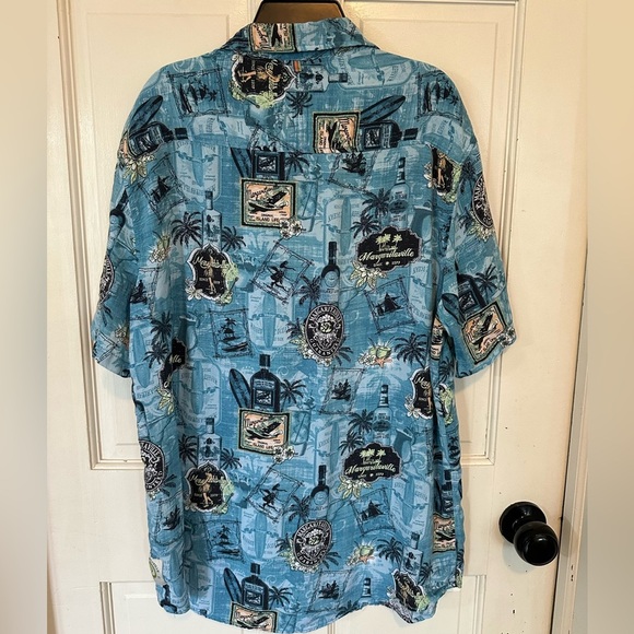Margaritaville Men’s Hawaiian Shirt, size medium tropical 🏝️ blue floral - Picture 9 of 12